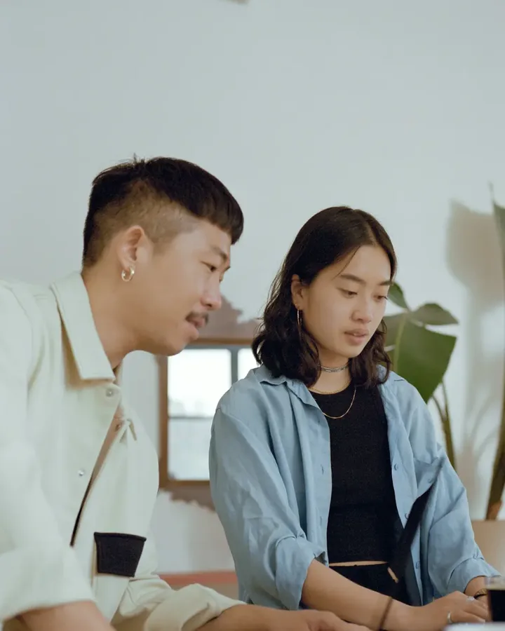 조명 잡고 찍은 컷 음식 사진